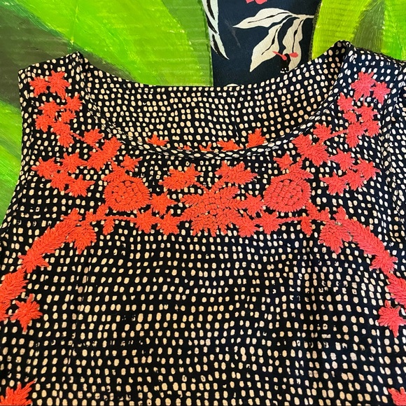 THML Embroidered Shell - Picture 2 of 10